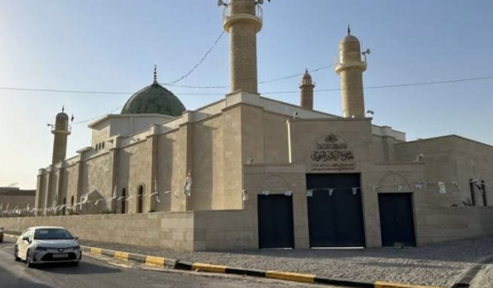حملة واسعة تشيد بدور الإمارات في إعادة إعمار الموصل وسط انتقادات لدورها في السودان