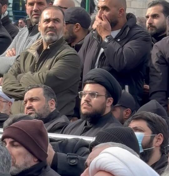 تشييع في بيروت وسط توترات إقليمية وتحليق للطيران الإسرائيلي