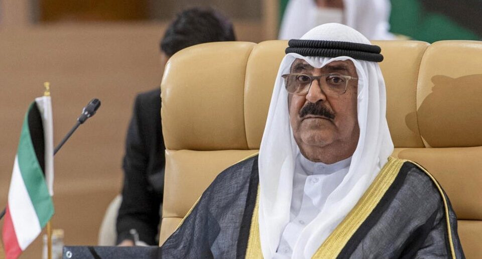 Kuwait Revokes Citizenship from Tribal Leaders