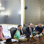 Tehran Meeting Sparks Debate on Regional War or Peace